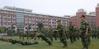 <b>綿陽科學城職業中專學校</b>